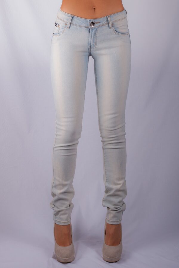 SUPATUBE LOW-RISE MILKY WASH STRETCH SKINNY JEANS