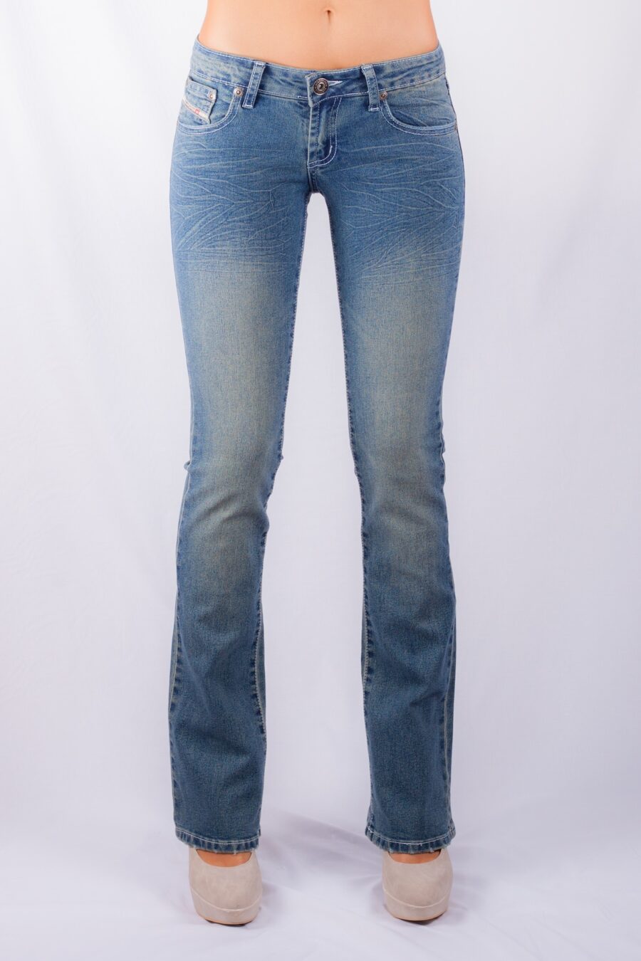 ULTIMATE SANTE FE STRETCH DENIM BOOTLEG JEANS - VINTAGE CREASE WASH